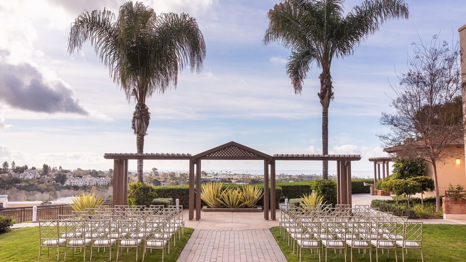 Our Southern California hotel features stunning event spaces perfect for your dream wedding.